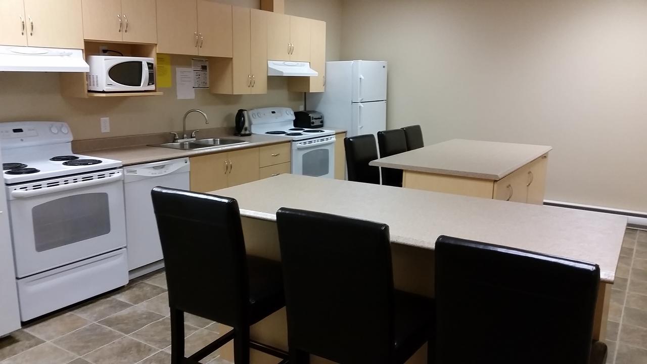 Riverview Suites Clarenville Exterior foto